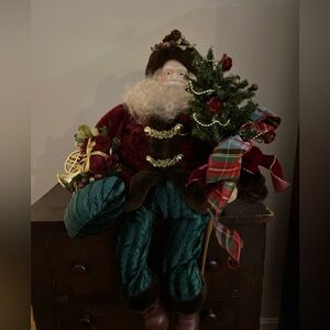 Vintage large Victorian style Santa Claus in velvet suit sitting EX guc